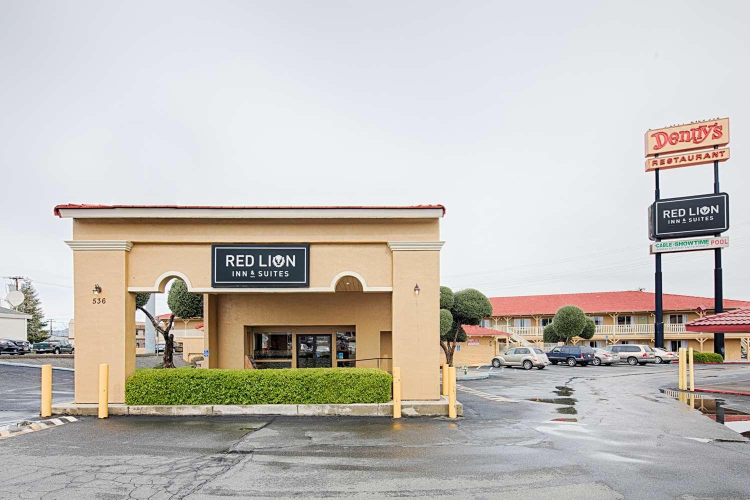 Red Lion Inn & Suites Redding Dış mekan fotoğraf